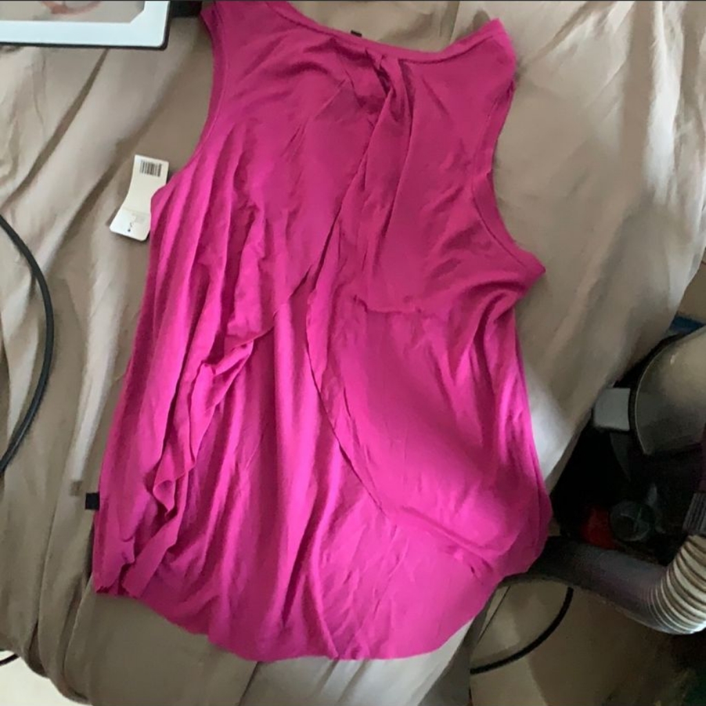 Honey Dew Fuschia Barre Tank